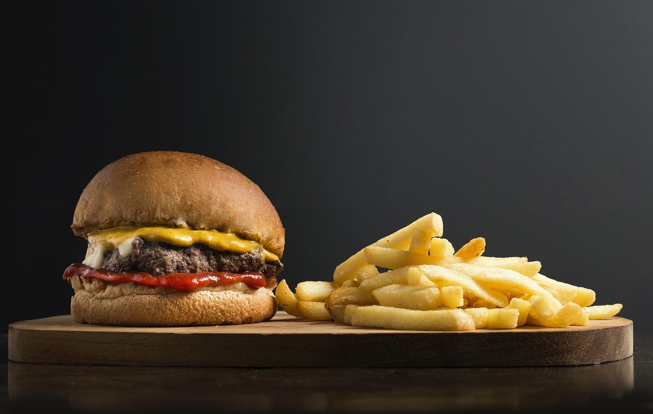 How to Make Fast Food Healthier: Simple Tips for Smarter Choices